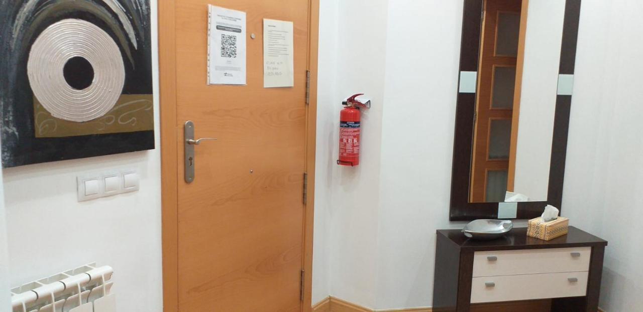 Apartamento Los Lirios Logroño Zewnętrze zdjęcie