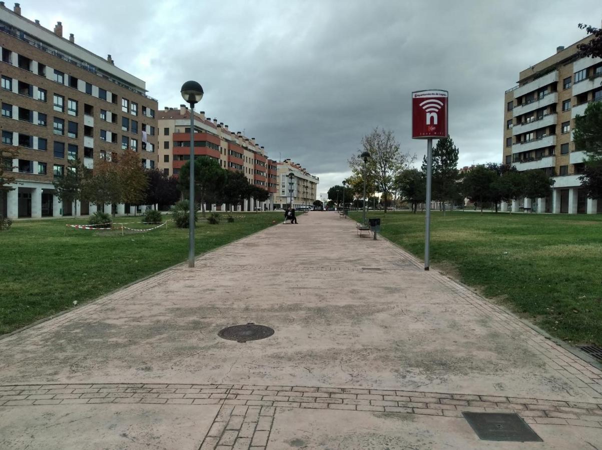 Apartamento Los Lirios Logroño Zewnętrze zdjęcie